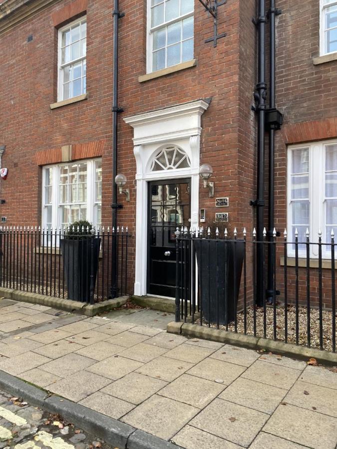 10 Bootham House - Luxury City Centre Apartment With Free Parking For One Car York Exterior foto